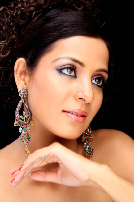 professional female model udaipur